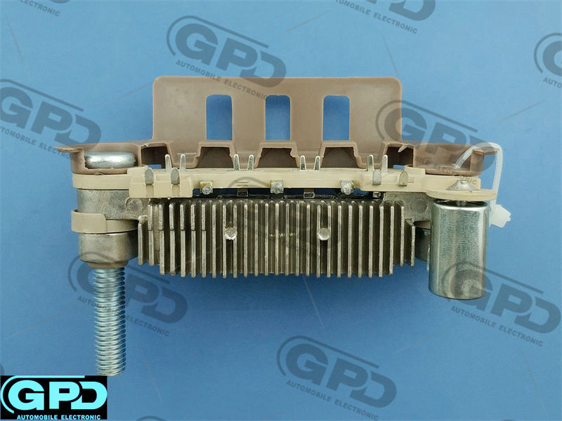 HMR8582